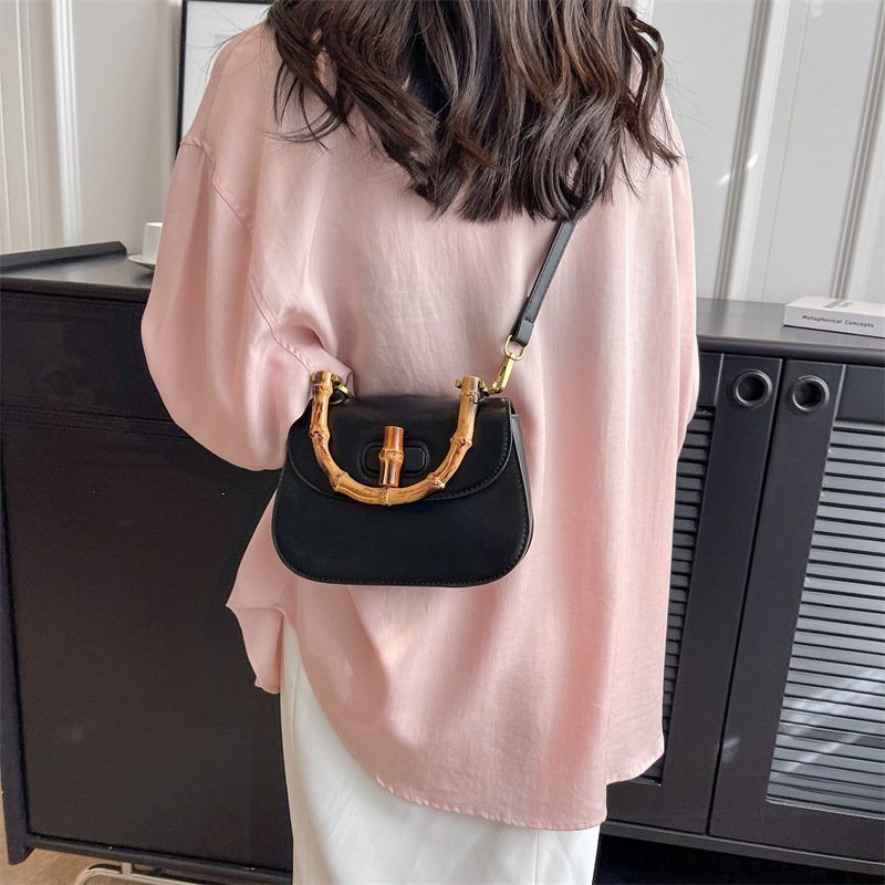 Women's Bamboo Shoulder Bag - Image 3